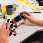 Na zdjęciu kalibracja elektrochemicznego alkomatu AL-8000 Plus od Sentech